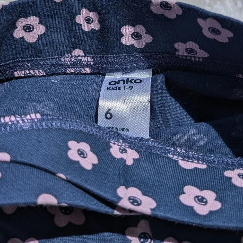 Little Trends Girls Whimsical Shorts for Bright Young Minds NWT Navy Blue floral